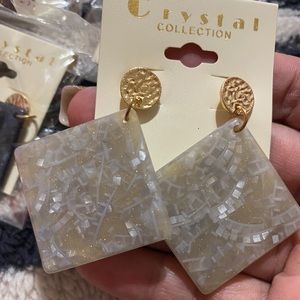Gorgeous marble style earrings